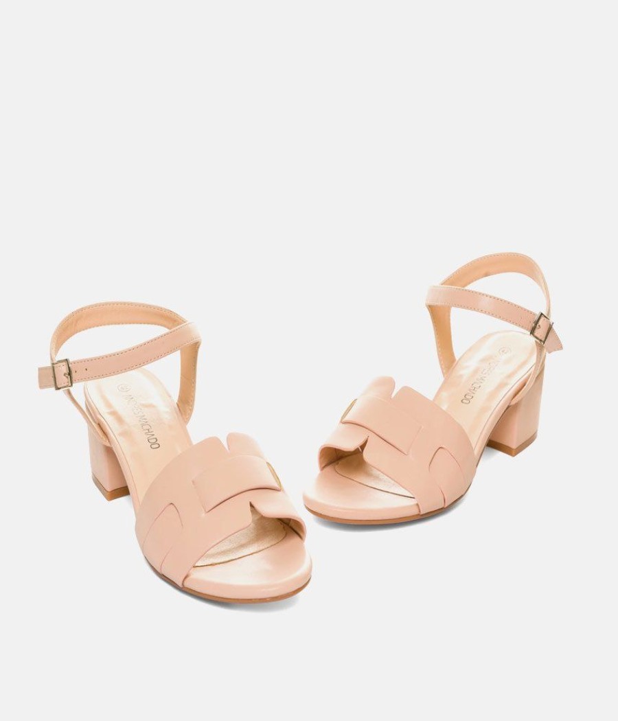 Andres Machado Stylish Beige Low Block Heel Sandals Online