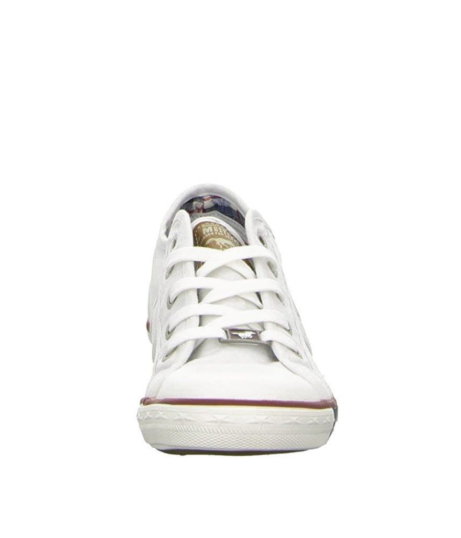 Mustang Vintage Style White Lace Up Trainer New