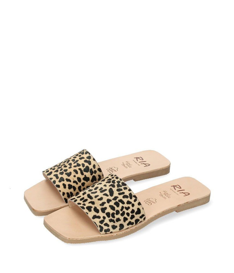 Ria Ria Chic Cheetah Print Slides New