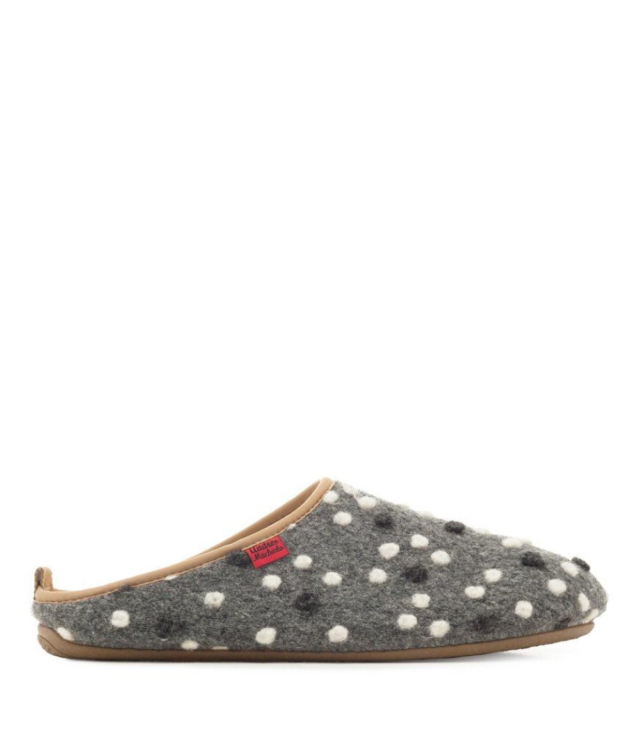 Andres Machado Pretty Grey Dotty Slippers New