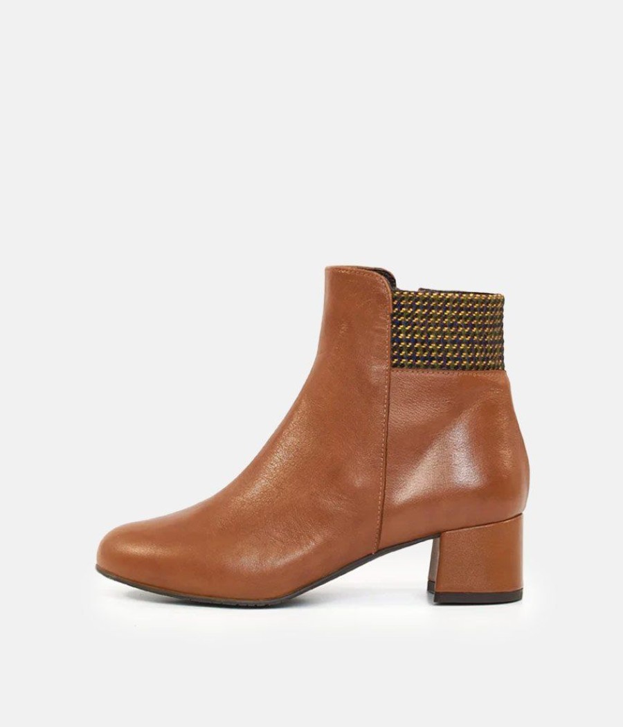 Brenda Zaro Brenda Zaro Stylish Brown Ankle Boots Online