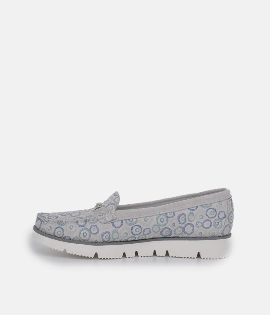 Vittoria Mengoni Vittoria Mengoni Gorgeous Grey Circle Loafers Online