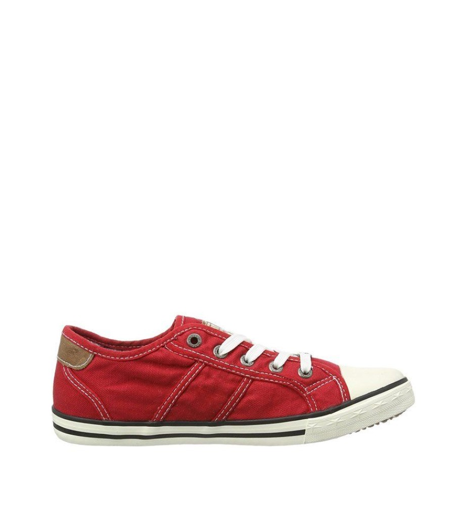 Mustang Vintage Red Lace Up Trainer Clearance